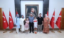 Şehit ailesinden Vali Aksoy'a ziyaret