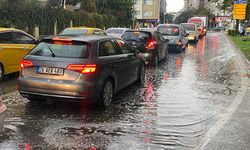 Eskişehir güne yağmurla uyandı