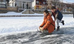 Buz Tutmuş Çoruh Nehri'nde Kızak Keyfi