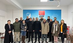 CHP’liler 04.17’de anma töreni yaptı