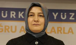 AK Parti Eskişehir Kadın Kolları Başkanı Feriha Ertorun basın açıklaması yaptı