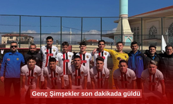 Genç Şimşekler son dakikada güldü