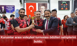 Kurumlar arası voleybol turnuvası ödülleri sahiplerini buldu