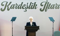 Emine Erdoğan, AK Parti Genel Merkez Kadın Kolları Başkanlığının iftarına katıldı