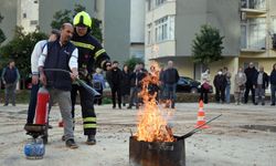 Büyükşehir İtfaiyesi Vatandaşları Bilinçlendirmeye Devam Ediyor