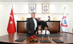 Rektör makamını miniklere devretti