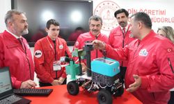 Bakan Tekin, TEKNOFEST KKTC'de gençlerle buluştu