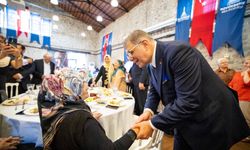 Başkan Tugay şehit anneleri ile bir araya geldi