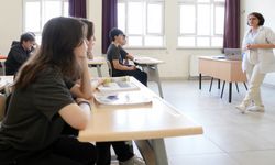 Lise son sınıf öğrencilerine "Hedef Temelli Destek Eğitimi" dersi
