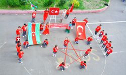 Öğrenciler, 19 Mayıs ve 28 Mayıs Azerbaycan Cumhuriyet Günü'nünü birlikte kutladılar