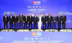Bakan Kacır, Kreatif Ekonomi Zirvesi’ne katıldı