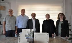 Eskişehirli akademisyenden Karaçay Türklerinin derneğine anlamlı bağış