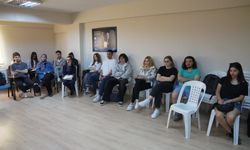 Gençlere toplumsal cinsiyet eşitliği ve flört şiddeti anlatıldı