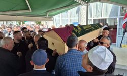 Çanakkale kazasında ölen 2 kadın Tekirdağ'da toprağa verildi