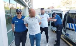 Park halindeki araca benzin döküp yaktılar