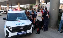 Malatya'da otobüste tartışan 2 kadın indikleri durakta birbirlerini bıçakla yaraladı