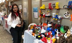 Hanımeli Sokağı’nda 3D Yazıcıyla Ürün Satıyor