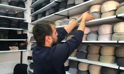 Eskişehir’de Sıcaklarla Birlikte Şapka Satışı Arttı
