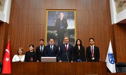 Ankara Büyükşehir Belediye Meclisi gençlere emanet edildi
