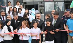 Vali Aksoy Okul Açılış Törenine Katıldı