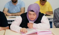 Down sendromlu Fatma ve Muhammet’in Kur’an-ı Kerim aşkı engel tanımadı