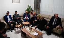 Bakan Kurum köy evine konuk oldu