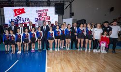 Vali Aksoy 19 Mayıs Kutlamalarına Katıldı