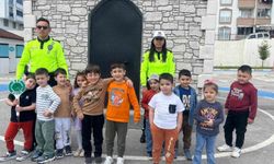 Minik Öğrenciler Polislik Mesleğini Yakından Tanıdı