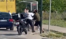 Anayol boks ringine döndü... Trafik durdu yumruklar havada uçuştu