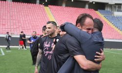 Bu Kez Gözyaşları Mutluluktan Aktı