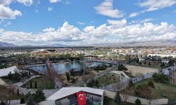 Büyükşehir Hayvanat Bahçesi 19 Mayıs’ta Doldu Taştı