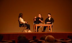 Özcan Alper festivalde izleyicilerle bir araya geldi