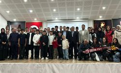 “Yunus Gibi Bakmak” Programı Gençlerle Buluştu