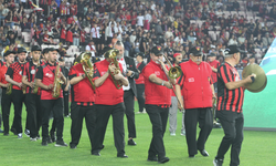 Bando Es-Es’in Ritimleriyle Coşku Zirve Yaptı