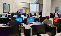 Bolu İzzet Baysal Üniversitesi'nde Ticari İstihbarat ile Hedef Pazar ve Müşteri Tespiti Eğitimi Yapıldı
