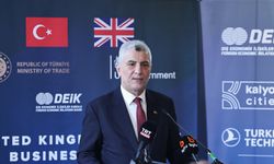 Bakan Bolat, Türkiye-İngiltere İş Forumu'nda Konuştu