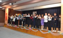İnönü’de "Türkçem Eyvah" tiyatro oyunu sahnelendi