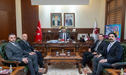 Vali Aksoy'un Macar Konukları