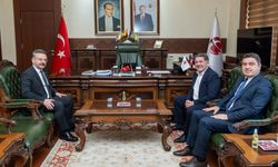 Vali Aksoy'un konukları