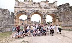 Kızıl Ordu Korosu Denizli’ye hayran kaldı