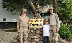 Şehit Çocuğu Jandarmada Unutulmaz Bir Gün Geçirdi