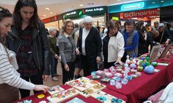 “Eksiksiz Biz” Sergisi Beğeniye Sunuldu
