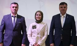 TRT'nin Sevilen Dizisi Gönül Dağı'nın Solisti İpek Karabağır Liseli Gençlerle Buluştu