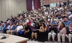 Siyaset Bilimi ve Kamu Yönetimi Bölümü Mezuniyet Töreni Coşkuyla Gerçekleşti