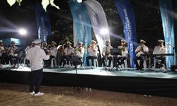 Büyükşehir Bandosu Körfez sahilini inletti