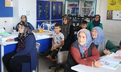 Hepsi Torun Sahibi: Adanalı Ninelerin Okuma Azmi