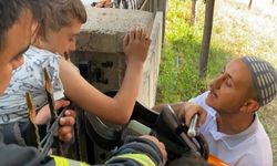 Koluna demir saplanan çocuk hastaneye kaldırıldı
