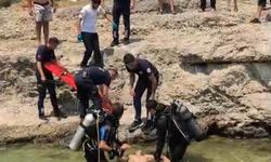 Seyhan Baraj Gölü'nde kaybolan genci 'kurbağa adamlar' buldu