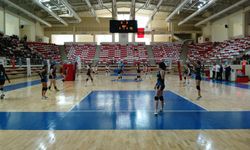 “Teknolojiyi Abartma, Geleneğini Karartma - 2” Projesi Kapsamında Fair Play Kız Voleybol Turnuvası Başladı