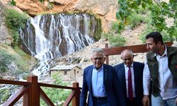 Başkan Büyükkılıç: Kapuzbaşı ve Derebağ Şelaleleri sizi bekliyor